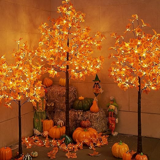 Maple Tree Harvest Décor